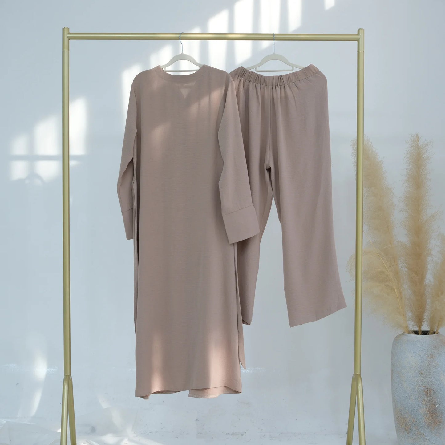 Casual Shirt & Pants Flowing Outfit